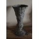 Vase sur pied Cimetière avec étain