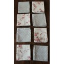 Un lot de 8 serviettes de table gris bleu Pois Fleurs roses