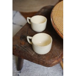 Lot 2 tasses à café rondes faïence écrue Digoin