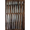 Lot dépareillé 8 fourchettes + 8 cputeaux inox vintage coquillage