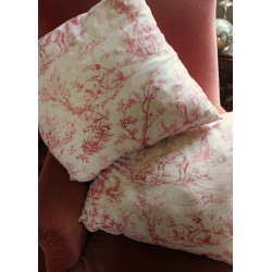 Paire Coussins Toile de Jouy rose ancienne