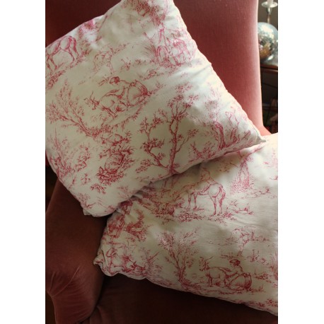 Paire Coussins Toile de Jouy rose ancienne