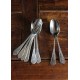 Un lot 7 grosses cuillères à soupe+ 1 fourchette métal fleuries