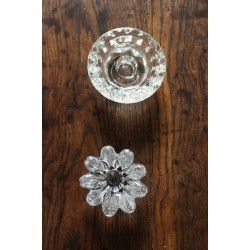 Lot 2 bougeoirs en verre vintage ciselé fleur