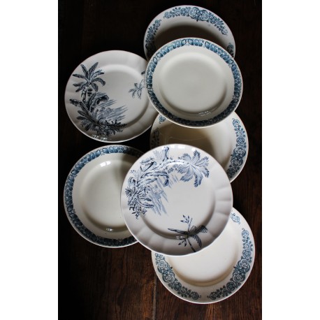 Un Lot de 7 assiettes Plates Terre de Fer bleu Marcel Alésia Exotique Longchamp