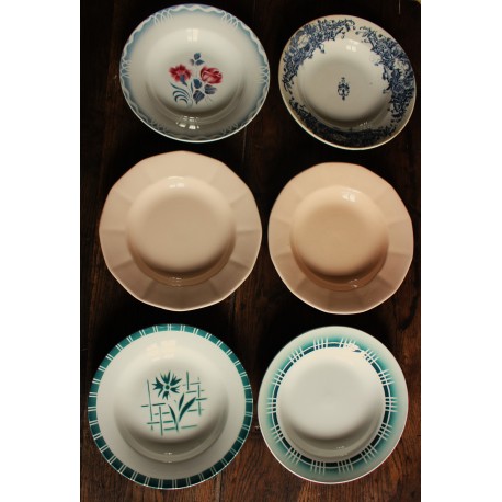 6 assiettes creuses dépareillées Digoin Sarreguemines rose bleu vert