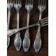 Un lot de 6 fourchettes métal argenté Feuillages
