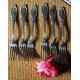 Un lot de 6 fourchettes métal argenté décor Feuillage
