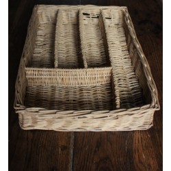 Range Couverts en osier vintage