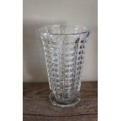 Vase sur pied en Verre ciselé transparent